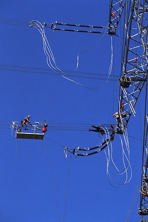 Work on an overhead power line