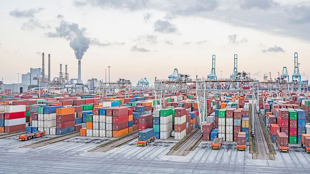 Container terminal, view from a container ship